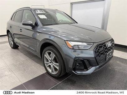 Certified 2025 Audi Q5 2.0T Premium w/ Convenience Plus Package