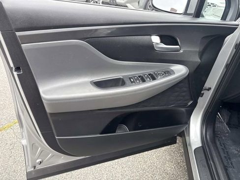Used 2023 Hyundai Santa Fe SE image 19