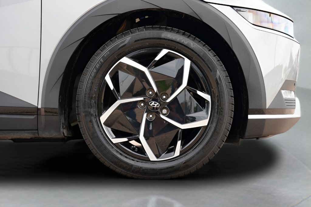 Certified 2023 Hyundai Ioniq 5 SEL w/ Cargo Package AWD/4WD image 9