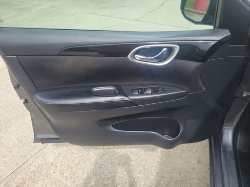 Used 2019 Nissan Sentra SV image 13