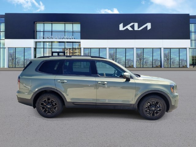 Used 2024 Kia Telluride SX X-Pro AWD/4WD image 3