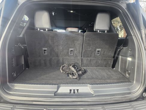 Used 2023 Ford Expedition Limited image 24