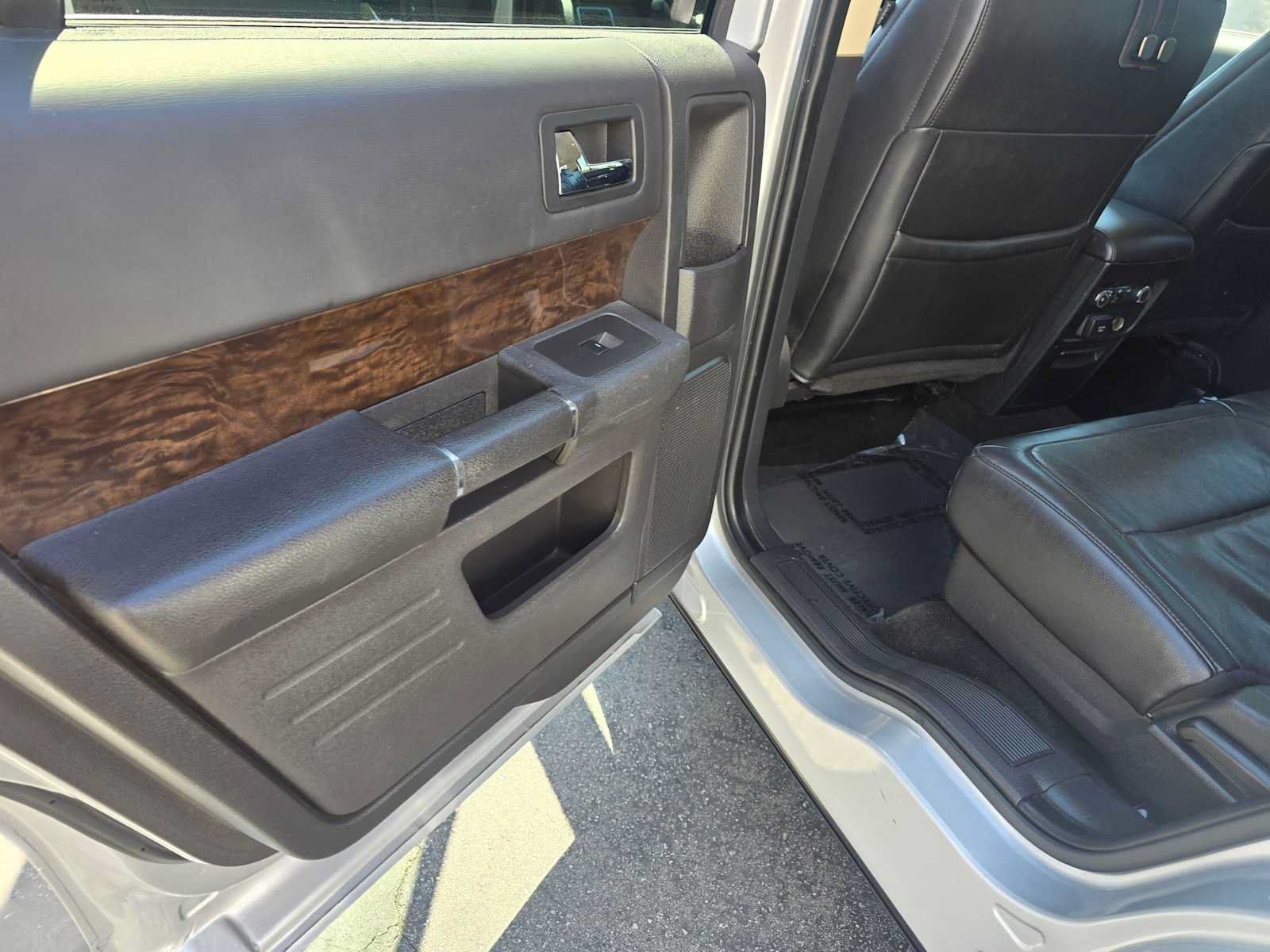 Used 2013 Ford Flex Limited AWD/4WD image 16