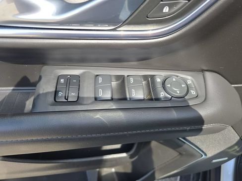 Used 2023 Chevrolet Tahoe LT w/ LT Signature Package AWD/4WD image 35