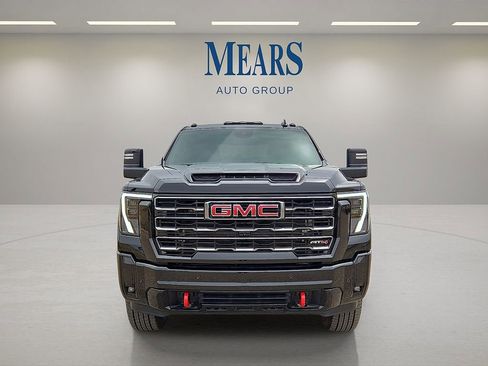 Used 2025 GMC Sierra 2500 AT4 w/ AT4 Preferred Package image 8