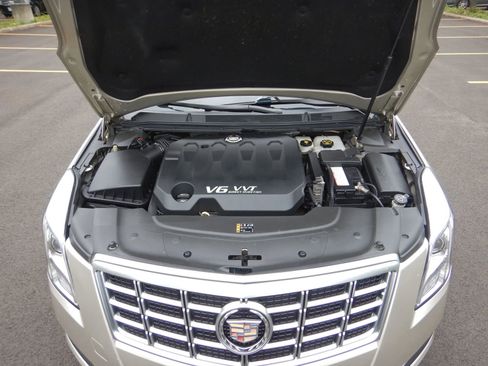 Used 2013 Cadillac XTS image 28