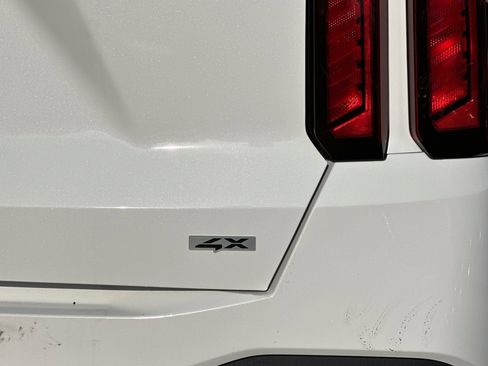 New 2026 Kia Sorento EX image 21