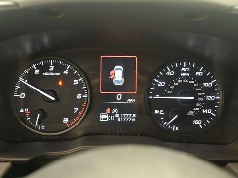 Used 2024 Subaru Crosstrek 2.0i AWD/4WD image 9