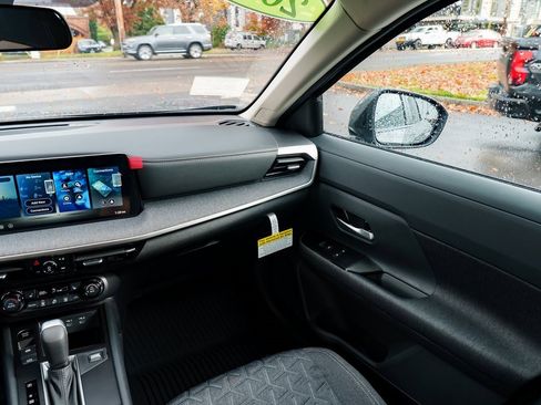 New 2026 Nissan Kicks SV w/ SV Premium Package image 10