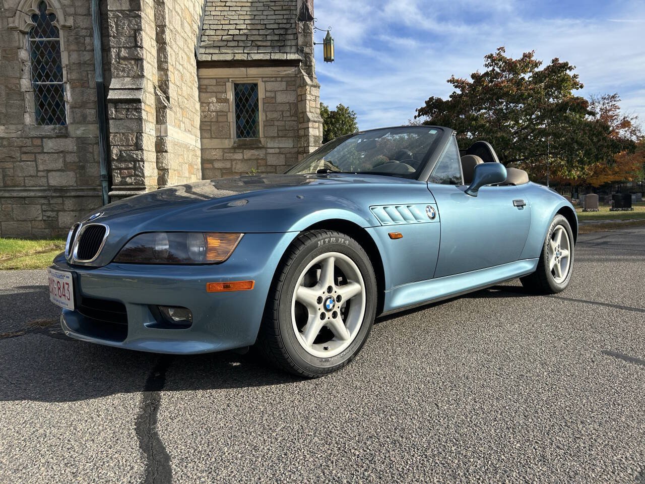 Used 1997 BMW Z3 2.8 RWD image 1