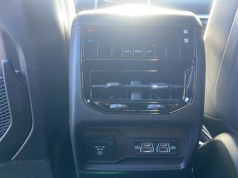 Certified 2025 Jeep Grand Cherokee L Laredo w/ Luxury Tech Group I image 27