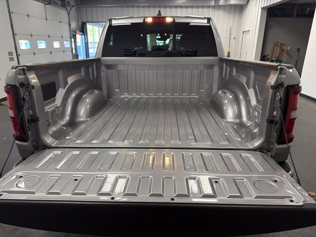 Used 2025 RAM 1500 Big Horn AWD/4WD image 8