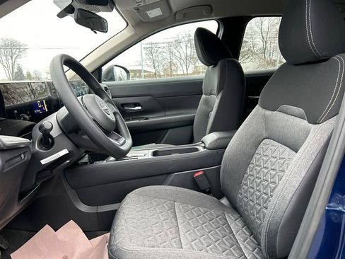 New 2026 Nissan Kicks SV w/ Cold Weather Package FWD image 10