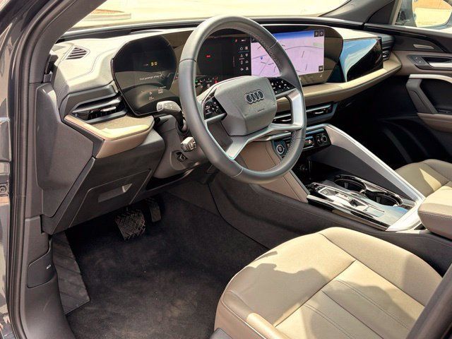Used 2025 Audi Q5 Premium Plus AWD/4WD image 13