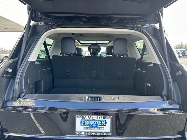 Used 2025 Lincoln Navigator L Reserve AWD/4WD image 16