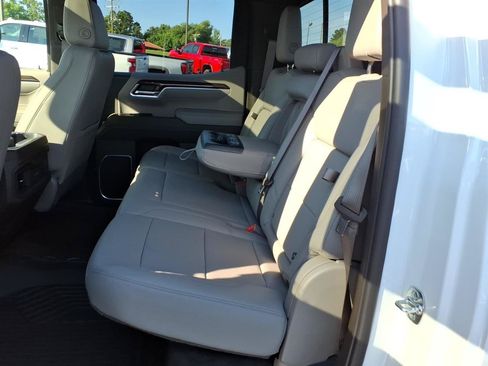 New 2026 Chevrolet Silverado 1500 RST w/ Dark Appearance Package AWD/4WD image 8