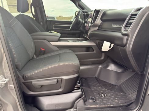New 2026 RAM 2500 Big Horn AWD/4WD image 14