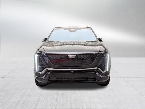 Used 2026 Cadillac Vistiq Sport w/ LPO, Floor Liner Package AWD/4WD image 2