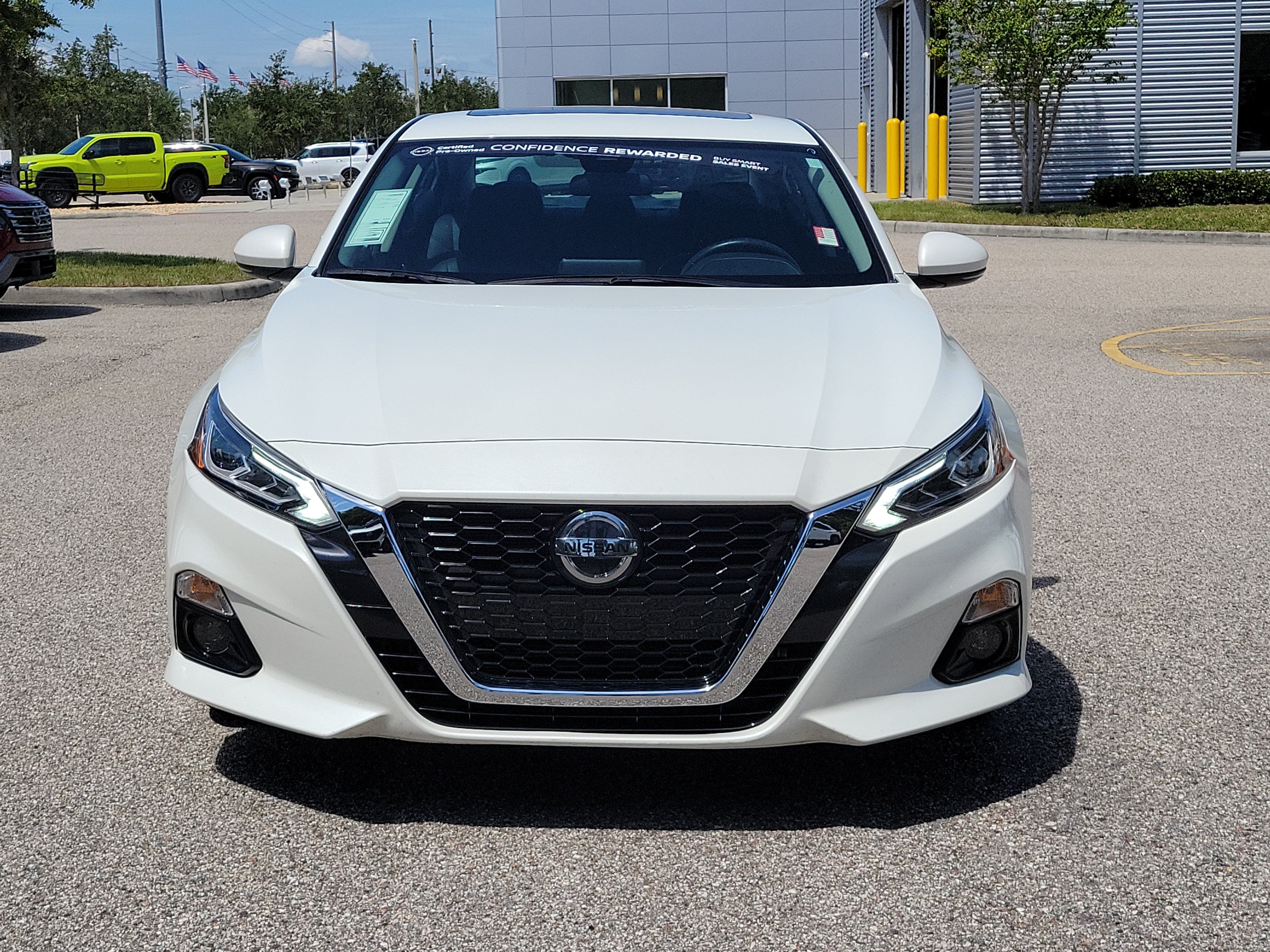 Certified 2022 Nissan Altima 2.5 SL FWD image 2