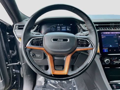Certified 2023 Jeep Grand Cherokee L Summit AWD/4WD image 11