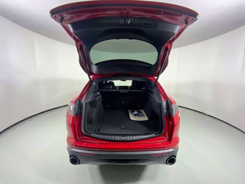 New 2025 Alfa Romeo Stelvio Sprint image 13