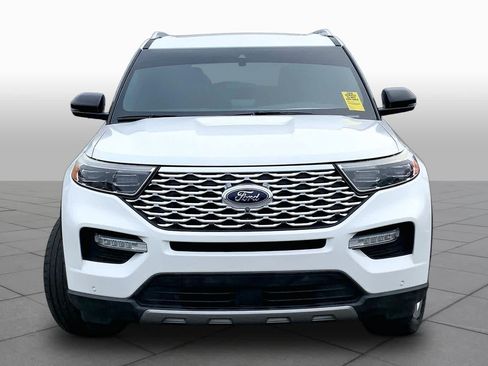 Used 2020 Ford Explorer Platinum w/ Premium Technology Package AWD/4WD image 4