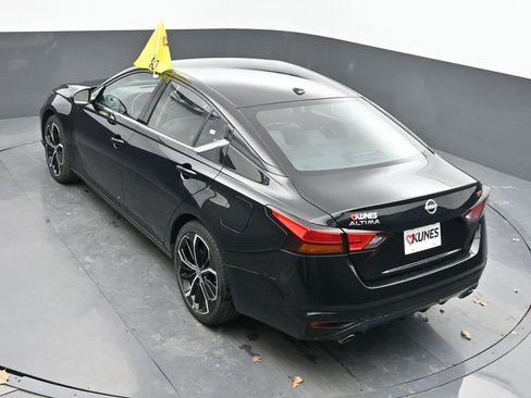 Used 2024 Nissan Altima 2.5 SR image 41