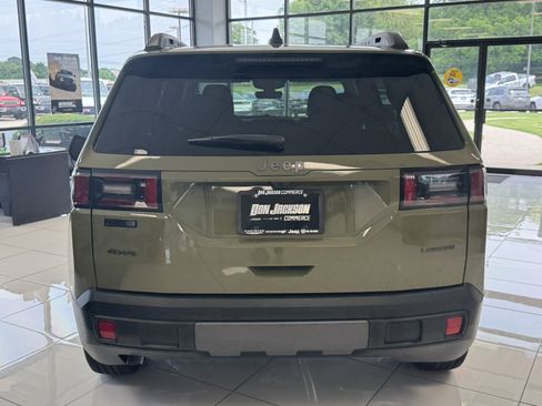 New 2026 Jeep Cherokee Laredo AWD/4WD image 6