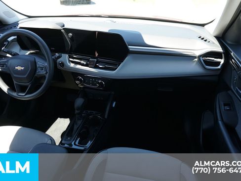 Used 2025 Chevrolet TrailBlazer LT FWD image 28
