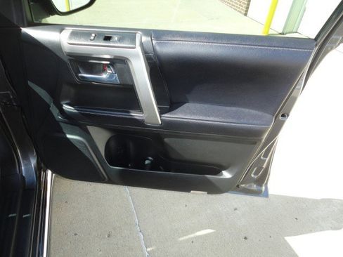 Used 2019 Toyota 4Runner Limited image 18