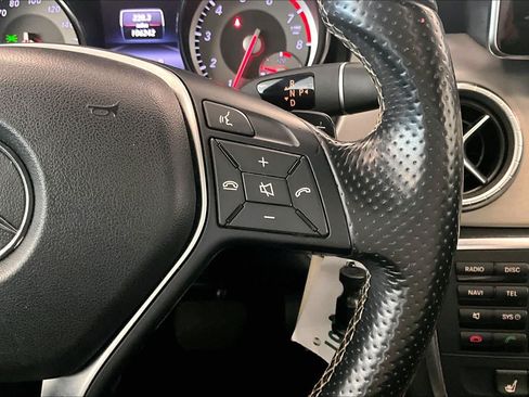 Used 2014 Mercedes-Benz CLA 250 image 22
