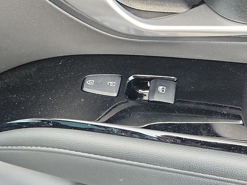 Used 2022 Hyundai Tucson Limited image 36