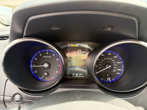 Used 2016 Subaru Legacy 2.5i Premium AWD/4WD image 34