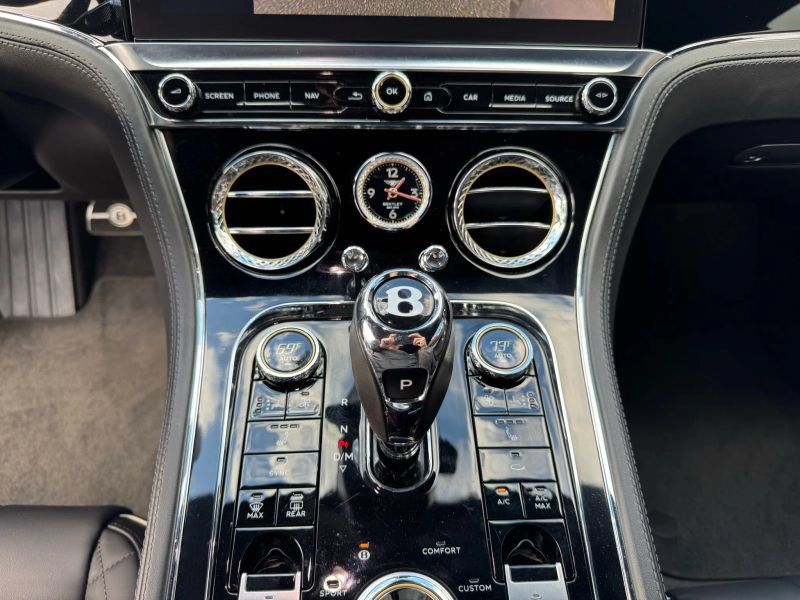 Used 2022 Bentley Continental GT AWD/4WD image 14