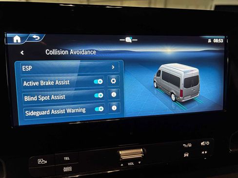 Used 2025 Mercedes-Benz Sprinter 2500 image 32