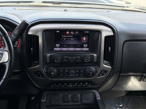 Used 2015 GMC Sierra 2500 Denali w/ Duramax Plus Package AWD/4WD image 4