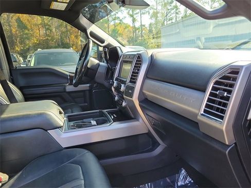 Used 2017 Ford F350 Platinum w/ Platinum Ultimate Package image 31