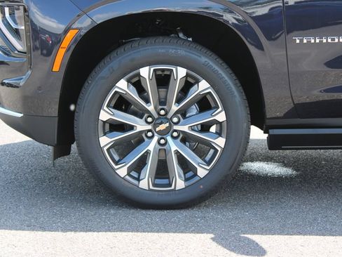 New 2026 Chevrolet Tahoe High Country AWD/4WD image 19