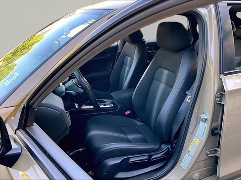 Used 2025 Honda Civic Sport image 17