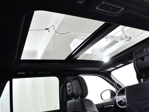 New 2026 Ford Expedition Max Platinum w/ Stealth Appearance Package image 18