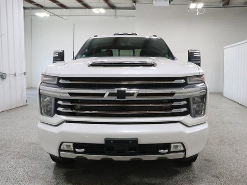 Used 2022 Chevrolet Silverado 3500 High Country AWD/4WD image 3