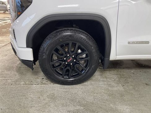 Used 2023 GMC Sierra 1500 Elevation AWD/4WD image 11