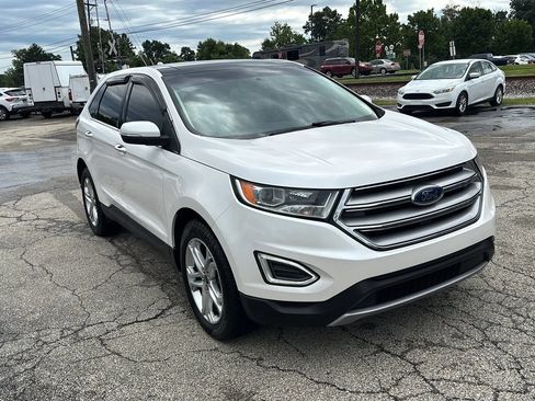 Used 2017 Ford Edge Titanium w/ Equipment Group 301A FWD image 22