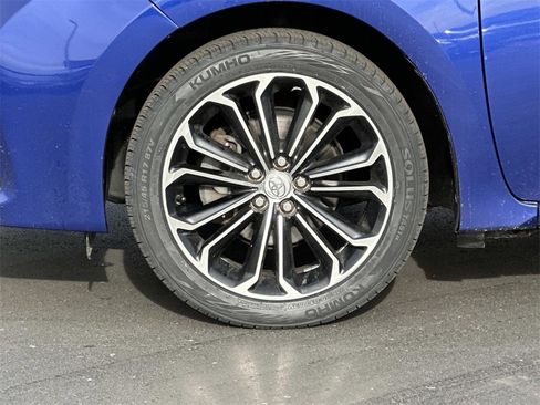 Used 2015 Toyota Corolla S image 9