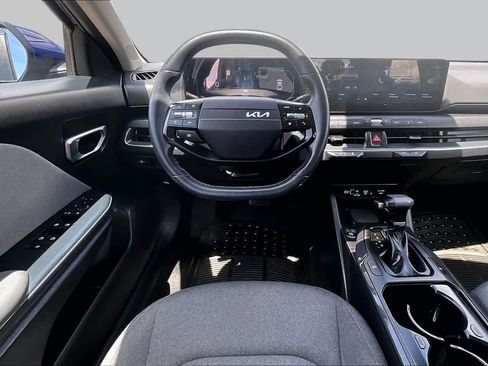 Used 2025 Kia K4 EX FWD image 6