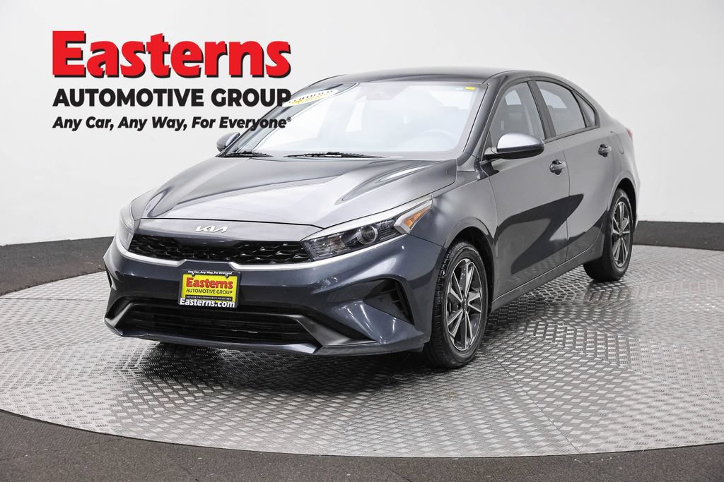 Used 2024 Kia Forte LXS FWD image 1