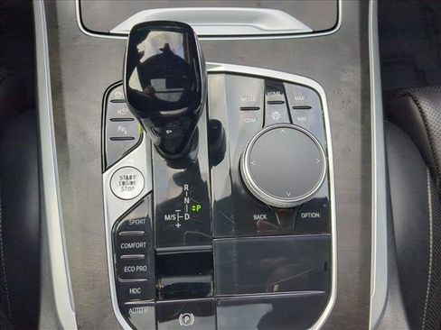 Used 2023 BMW X5 xDrive40i AWD/4WD image 17