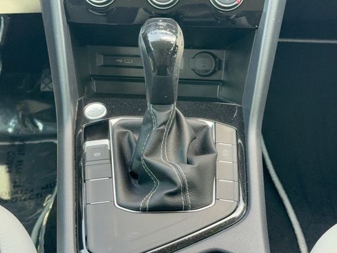 Certified 2023 Volkswagen Taos S FWD image 21