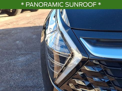 Used 2023 Kia Sportage SX image 9