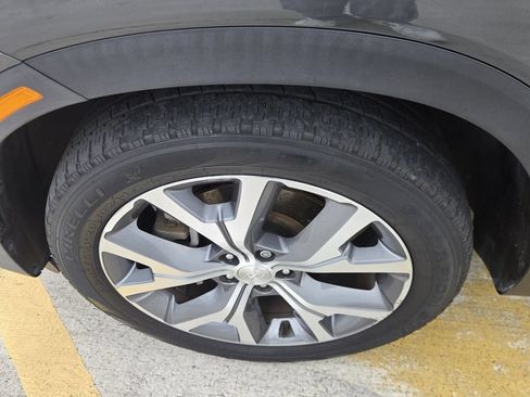 Used 2022 Hyundai Palisade SEL w/ Premium Package FWD image 8